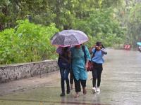 Maharashtra Weather: उष्णतेच्या तडाख्यातून दिलासा मिळणार, चार जिल्ह्यांना ऑरेंज अलर्ट! पुढील चार दिवस कसे असेल हवामान? - Marathi News | Maharashtra Weather Alert: There will be relief from the heat wave, orange alert for four districts! What will the weather be like for the next four days? | Latest maharashtra News at Lokmat.com