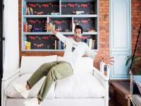 एकदा पाहाच...! राजकुमारच्या घराचे हे Inside Photos पाहून म्हणाल, अतिसुंदर - Marathi News | Inside Rajkummar Rao's lavish Mumbai home | Latest filmy Photos at Lokmat.com