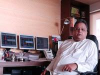 Rakesh Jhunjhunwala मालामाल! TATA च्या ‘या’ स्टॉकने दिला ३ महिन्यांत १५४० कोटींचा लाभ - Marathi News | rakesh jhunjhunwala portfolio tata titan company high return stock up to 1540 crore in 3 months | Latest business Photos at Lokmat.com