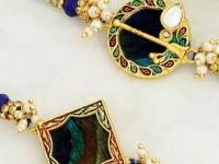 Raksha Bandhan 2025: भावाच्या हातावर बांधण्यासाठी पाहा राखीचे ६ सुंदर प्रकार, रेशमाच्या धाग्यात नटलेलं प्रेम - Marathi News | Raksha Bandhan: See 6 beautiful types of Rakhi , special Rakhi for special bond | Latest sakhi Photos at Lokmat.com