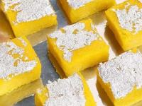 Raksha Bandhan Special: भावाला ओवाळताना खाऊ घाला ५ गोड पदार्थ- नेहमीपेक्षा वेगळे आणि खास - Marathi News | Raksha Bandhan Special unique sweet dish ideas for celebration best homemade sweets for brother on Rakhi | Latest sakhi Photos at Lokmat.com