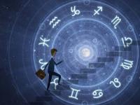 Astrology: ‘या’ राशींचे लोक असतात बुद्धिवान आणि चतुर, त्वरित गाठतात यशाचं शिखर - Marathi News | Astrology People of this zodiac are intelligent and clever reach the peak of success quickly know rashifal | Latest bhakti Photos at Lokmat.com