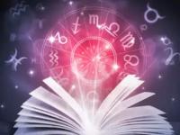 'ऐकावे जनाचे आणि करावे मनाचे' हा फंडा वापरून निर्णय घेण्यात यशस्वी होणाऱ्या 'या' तीन राशी! - Marathi News | The three zodiac signs that succeed in making decisions; find out | Latest bhakti Photos at Lokmat.com