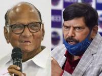 पवारांचं कौतुक अन् राष्ट्रवादीला टोमणा, दिल्लीतील बैठकीवर आठवलेंस्टाईल निशाणा - Marathi News | Pawar's praise and criticism of NCP, ramdas athawale at the meeting in Delhi | Latest national Photos at Lokmat.com