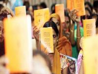 Ration Card: आता घरबसल्या बनवा आपलं रेशन कार्ड, महाराष्ट्रासह ११ राज्यांमध्ये सरकारनं सुरू केली सुविधा - Marathi News | Now make your ration card sitting at home online the facility has been started by the government in 11 states including maharashtra goa | Latest business Photos at Lokmat.com