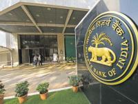तुमचंही SBI, ICICI Bank आणि HDFC Bank मध्ये खातं आहे?, तर जाणून घ्या; RBI नं दिली महत्त्वाची माहिती - Marathi News | sbi icici bank and hdfc bank are important institutions in the system reserve bank of india | Latest business Photos at Lokmat.com