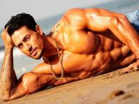 Birthday Special : 'टायगर' बद्द्लच्या या गोष्टी ऐकून व्हाल अवाक्! - Marathi News | Birthday Special: The reason behind the name 'Tiger' is its habit | Latest filmy Photos at Lokmat.com