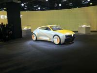 #AutoExpo2018 : रेनॉची ही सुपरकार, जणु काही जेम्स बाँडची कार, कार नाही हाहाकार! - Marathi News | #AutoExpo2018: Renault's supercar launched in auto expo in delhi | Latest auto Photos at Lokmat.com