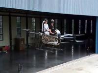 आता हेलिकॉप्टरमध्येही फिरता येईल डबल सीट, 'या' पठ्ठ्यानंं ड्रोनपासून तयार केलं दोन सीटर हेलिकॉप्टर.... - Marathi News | Chinese man developed two seater octocopter hovering drone | Latest jarahatke Photos at Lokmat.com