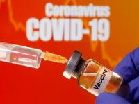 Corona vaccine: एखाद्या वॅक्सीनच्या एफिकेसी रेटचा काय अर्थ होतो? जाणून घ्या काय आहे गणित... - Marathi News | Coronavirus vaccination in India : Know How vaccine efficacy rate is determined expert explain | Latest health Photos at Lokmat.com