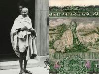 पुण्यतिथी विशेष : तेव्हा देशाच्या चलनी नोटांवर पहिल्यांदाच गांधींजींचा फोटो छापला - Marathi News | Punyatithi Special: Gandhiji's photo was printed on the country's currency notes | Latest national Photos at Lokmat.com