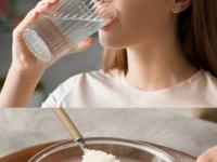 अगदीच किडकिडीत दिसता, वजन वाढत नाही? कॉन्स्टिपेशनही होते? प्या तांदळाचे पाणी, पाहा ४ मोठे फायदे - Marathi News | Looking very skinny, not gaining weight? Constipation too? Drink rice water, see 4 major benefits | Latest sakhi Photos at Lokmat.com