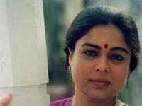 Death Anniversary : बॉलिवूडची ग्लॅमरस आई...! पाहा, रिमा लागू यांचे काही rare photos!! - Marathi News | reema lagoo death anniversary rare photos-ram | Latest filmy Photos at Lokmat.com