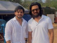 "हा फोटो घ्यायला २२ वर्ष लागली", रितेशसाठी 'सुख म्हणजे...' फेम अभिनेत्याची पोस्ट, म्हणाला- "मी पाचवीत होतो तेव्हा..." - Marathi News | sukh mhanje nakki kay asat fame actor kapil honrao birthday special post for ritesh deshmukh | Latest filmy News at Lokmat.com "हा फोटो घ्यायला २२ वर्ष लागली", रितेशसाठी 'सुख म्हणजे...' फेम अभिनेत्याची पोस्ट, म्हणाला- "मी पाचवीत होतो तेव्हा..." - Marathi News | sukh mhanje nakki kay asat fame actor kapil honrao birthday special post for ritesh deshmukh | Latest filmy News at Lokmat.com