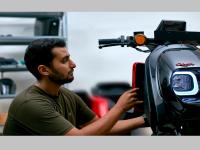 180km ची रेंज अन् 80kmph ची टॉप स्पीड; लवकरच लॉन्च होणार 'ही' अनोखी EV स्कूटर... - Marathi News | A range of 180km and a top speed of 80kmph; 'River EV' scooter to be launched soon | Latest auto Photos at Lokmat.com