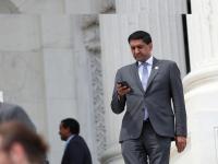 भारताला अमेरिकी निर्बंधांपासून वाचविणारा 'हिट मॅन रोहित' कोण? देशासाठी थेट कायदाच बदलला - Marathi News | Who is Rohit alias Ro Khanna, who saved India from US sanctions after Russian S-400 Missile deal? caatsa amendment of America for india | Latest international Photos at Lokmat.com