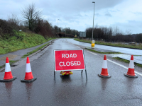 Mumbai Airport: विमानतळ परिसरातील मार्ग आजपासून २ दिवस बंद; 'या' पर्यायी मार्गाचा करा वापर! - Marathi News | Mumbai Airport Access Affected: Road Closed Due to Heavy Equipment for Aquarium Work | Latest mumbai News at Lokmat.com