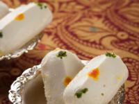 Diwali 2020 : दिवाळीसाठी मिठाई, पेढे घेताना भेसळयुक्त मावा कसा ओळखाल? 'या' ७ ट्रिक्स सोपं करतील तुमचं काम - Marathi News | Diwali 2020 : 6 Best way to quality check of mawa or khoya during dhanteras and diwali | Latest food Photos at Lokmat.com