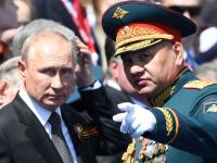 Putin Russia Ukraine Invasion: पुतीनना कीव्ह कधीच नको होते! दाखवले एक, साध्य केले दुसरेच; ब्रम्हा चेलानींनी दिला भारतालाही इशारा - Marathi News | Putin Russia Ukraine Invasion: Putin never wanted Kiev! they already won what they want against NATO buffer Zone For Russia; Bramha Chelani gave a warning on China | Latest international Photos at Lokmat.com