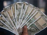 SBI : जबरदस्त परतावा! SBI'च्या 'या' फंडाने ५ वर्षात २० हजाराचे केले ३३ लाख रुपये - Marathi News | SBI's Mutual Fund turned Rs 20,000 into Rs 33 lakh in five years | Latest business Photos at Lokmat.com