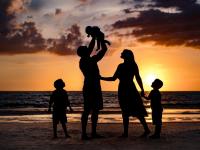 मानसिक आरोग्य सुधारण्यासाठी पाच नैसर्गिक उपाय सांगताहेत सद्गुरु! - Marathi News | Sadguru suggests five natural remedies to improve mental health! | Latest bhakti Photos at Lokmat.com