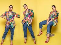 सही रे सई !, मल्टी कलर जॅकेट आणि डेनिममध्ये सई ताम्हणकर दिसली खूप ग्लॅमरस - Marathi News | Sai Tamhankar looks very glamorous in Sahi Re Sai !, multi color jacket and denim | Latest filmy Photos at Lokmat.com