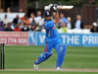 Cricket: एका वर्षात सर्वाधिक आंतरराष्ट्रीय सामने खेळणारे क्रिकेटपटू, टॉप-५ मध्ये तीन भारतीय - Marathi News | Cricketers who have played the most international matches in a year, three Indians in the top 5 | Latest cricket Photos at Lokmat.com