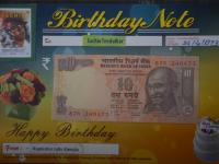 नागपूरमधील ही झोपडी म्हणजे क्रिकेटच्या देवाचं मंदिरच! - Marathi News | Rupkishore Kanojia, the fan of the god of cricket, Sachin Tendulkar, who is living in a hut in Nagpure, collects all the items in the country and the world. | Latest nagpur Photos at Lokmat.com