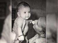 HappyBirthdaySachin : सचिन तेंडुलकरच्या अविश्वसनीय प्रवासातील दुर्मीळ फोटो - Marathi News | HappyBirthdaySachin : The Journey of Sachin Tendulkar in Rare Images svg | Latest cricket Photos at Lokmat.com