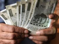 Income Tax: १२ लाख नाही १२.७५ लाख म्हणा...! पगारदारांची बल्लेबल्ले, इन हँड सॅलरीही वाढणार; सगळं काही एकाच खटक्यात... - Marathi News | Union Budget 2025 Nirmala Sitharaman: Not 12 lakhs, say 12.75 lakhs...! in-hand salary of salaried workers will also increase; everything in one fell swoop... | Latest business Photos at Lokmat.com