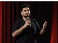 चेहरा कोरडा, डोळ्यात अश्रू...; पहिल्या शोवर समय रैनाची अवस्था, तरीही म्हणाला, "याद रखना दोस्तों..." - Marathi News | Samay Raina was under mental pressure had tears in his eyes fan told about the comedian condition | Latest social-viral Photos at Lokmat.com