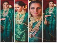 लग्न बहिणीचं अन् लक्ष वेधलं करवलीनं... पाहा सानिया मिर्झाचे खास फोटो - Marathi News | see sania mirza fabulous photo during asad and anam wedding | Latest tennis Photos at Lokmat.com