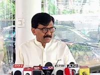 "बिनविरोध निवडणुकांना विरोध करणं काँग्रेसची भूमिका"; बारामतीत उमेदवार दिल्याने राऊतांनी व्यक्त केली नाराजी - Marathi News | Baramati Bypoll Sanjay Raut slams Congress decision to field candidate against Sunetra Pawar | Latest pune News at Lokmat.com