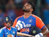 IND vs SA 5th T20I : वर्ल्ड कप संघ निवडीआधी गिल 'आउट'; संजूला पुन्हा मिळाली ओपनिंगची संधी अन्... - Marathi News | India vs South Africa 5th T20I Focus On Sanju Samson's Batting As He Replaces Shubman Gill In Indias XI Ahead Of Team India T20 World Cup squad announcement | Latest cricket News at Lokmat.com