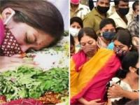 चिरंजीवीच्या अंत्यदर्शनाचे फोटो पाहून तुमचे डोळे देखील पाणावतील, पत्नीला सावरणे झाले होते कठीण - Marathi News | Chiranjeevi Sarja funeral: Wife Meghana Raj breaks down | Latest filmy Photos at Lokmat.com