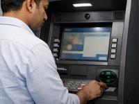 SBI एटीएम व्यवहारांच्या शुल्कात वाढ; सॅलरी अकाउंटसाठी 'अनलिमिटेड' फ्री ट्रान्झॅक्शनची सुविधा बंद - Marathi News | SBI ATM Transaction Charges Increased: Salary Account Holders Lose Unlimited Free Access | Latest business News at Lokmat.com