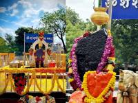 शनि नक्षत्र गोचर २०२६: ५ राशींनी ५ उपाय अवश्य करा, शनि देईल लाभच लाभ; अधिक मास ठरेल खास! - Marathi News | adhik maas 2026 shani nakshatra gochar 2026 these 5 zodiac signs must do 5 remedies from shani jayanti 2026 and shani will give benefits prosperity know shani sade sati upay in marathi | Latest bhakti News at Lokmat.com शनि नक्षत्र गोचर २०२६: ५ राशींनी ५ उपाय अवश्य करा, शनि देईल लाभच लाभ; अधिक मास ठरेल खास! - Marathi News | adhik maas 2026 shani nakshatra gochar 2026 these 5 zodiac signs must do 5 remedies from shani jayanti 2026 and shani will give benefits prosperity know shani sade sati upay in marathi | Latest bhakti News at Lokmat.com