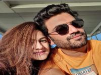 तान्हाजी फेम शरद केळकरची पत्नी आहे ही मराठमोळी अभिनेत्री, पाहा त्याच्या कुटुंबियांचे फोटो - Marathi News | Did you see Tanhaji fame Sharad Kelkar family pictures? PSC | Latest filmy Photos at Lokmat.com