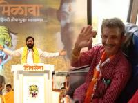 शिंदेंच्या दसरा मेळाव्याला गेले अन् परतलेच नाहीत; गणेश सकपाळ यांना तुम्ही पाहिलं का? - Marathi News | Ganesh Sakpal, who went to CM Eknath Shinde's Dasara Melava is missing last 3 days | Latest maharashtra Photos at Lokmat.com