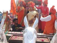 छत्रपती शिवाजी महाराज यांच्या जयंती निमित्त नागपुरात भव्य मिरवणूक काढण्यात आली. ‘जय शिवाजी जय भवानीच्या जयघोषाने कोराडीनगरी दुमदुमली - Marathi News | A grand procession was organized in Nagpur for the birth anniversary of Chhatrapati Shivaji Maharaj. 'Jai Shivaji Jai Bhavani Ki Jouoshoshhee Koreadinagari Dumdulali | Latest nagpur Photos at Lokmat.com