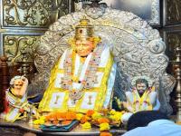 स्वामींच्या मठात काय करू नये? सगळी सेवा एका क्षणात शून्य होईल; ‘हे’ केल्यास पुण्यच लाभेल! - Marathi News | know what should not be done in the shree swami samarth math all seva will be nullified in an instant do this things bring merit | Latest bhakti News at Lokmat.com