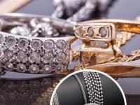 चांदीची 'पांढरी' लाट! सोन्याला मागे टाकत गाठला २ लाखांचा ऐतिहासिक टप्पा; काय आहेत भाववाढीची कारणे? - Marathi News | Silver Price Records MCX Silver Crosses ₹2.07 Lakh; Beats Gold and Oil in Returns | Latest business News at Lokmat.com चांदीची 'पांढरी' लाट! सोन्याला मागे टाकत गाठला २ लाखांचा ऐतिहासिक टप्पा; काय आहेत भाववाढीची कारणे? - Marathi News | Silver Price Records MCX Silver Crosses ₹2.07 Lakh; Beats Gold and Oil in Returns | Latest business News at Lokmat.com