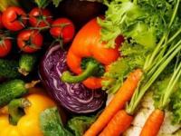 फ्रिजमध्ये ठेवूनही भाज्या सडतात? 'या' टिप्स पाहा- १५ दिवस भाज्या राहतील एकदम फ्रेश - Marathi News | how to keep vegetables fresh for long, simple tips to keep vegetables fresh | Latest sakhi Photos at Lokmat.com