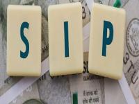 SIP ने मोडले आतापर्यंतचे सर्व रेकॉर्ड, एका महिन्यात 26 हजार कोटींहून अधिकची गुंतवणूक - Marathi News | SIP breaks all records so far, more than 26 thousand crores invested in just one month | Latest business Photos at Lokmat.com