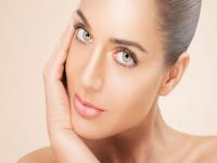 त्वचेचं सौंदर्य टिकवण्यासाठी 'हे' पदार्थ करतात मदत! - Marathi News | eat these foods for gorgeous skin | Latest beauty Photos at Lokmat.com