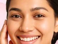 महागड्या क्रिम्सना बाय-बाय, Skinimalism सोपा उपाय; ३ स्टेपमध्ये मेकअपशिवाय ग्लोइंग स्किन - Marathi News | expert reveals skinimalism secret for flawless skin without makeup | Latest sakhi Photos at Lokmat.com महागड्या क्रिम्सना बाय-बाय, Skinimalism सोपा उपाय; ३ स्टेपमध्ये मेकअपशिवाय ग्लोइंग स्किन - Marathi News | expert reveals skinimalism secret for flawless skin without makeup | Latest sakhi Photos at Lokmat.com