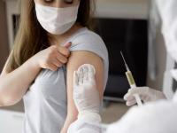 Corona Vaccine: कोरोनाच्या ‘Delta Variant’ पासून वाचण्यासाठी कोणती लस किती टक्के प्रभावी? नवा खुलासा - Marathi News | Corona Vaccine: Which is the effective vaccine against corona ‘Delta Variant’? New revelation | Latest health Photos at Lokmat.com