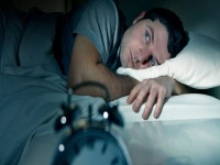अपूर्ण झोप घेताय? तुम्हाला होऊ शकतात 'हे' गंभीर आजार!