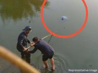 आधी विष घेतलं पण वाचला, नंतर सागरने तलावात उडी घेत संपवले आयुष्य; असं काय घडलं? - Marathi News | First he took poison, but survived, then Sagar ended his life by jumping into the lake; what happened? | Latest solapur News at Lokmat.com आधी विष घेतलं पण वाचला, नंतर सागरने तलावात उडी घेत संपवले आयुष्य; असं काय घडलं? - Marathi News | First he took poison, but survived, then Sagar ended his life by jumping into the lake; what happened? | Latest solapur News at Lokmat.com