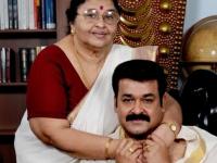 'दृश्यम' फेम अभिनेते मोहनलाल यांच्या आईचं निधन, वयाच्या ९० व्या वर्षी घेतला अखेरचा श्वास - Marathi News | South industry actor Mohanlal mother passed away breathed her last at the age of 90 | Latest filmy News at Lokmat.com